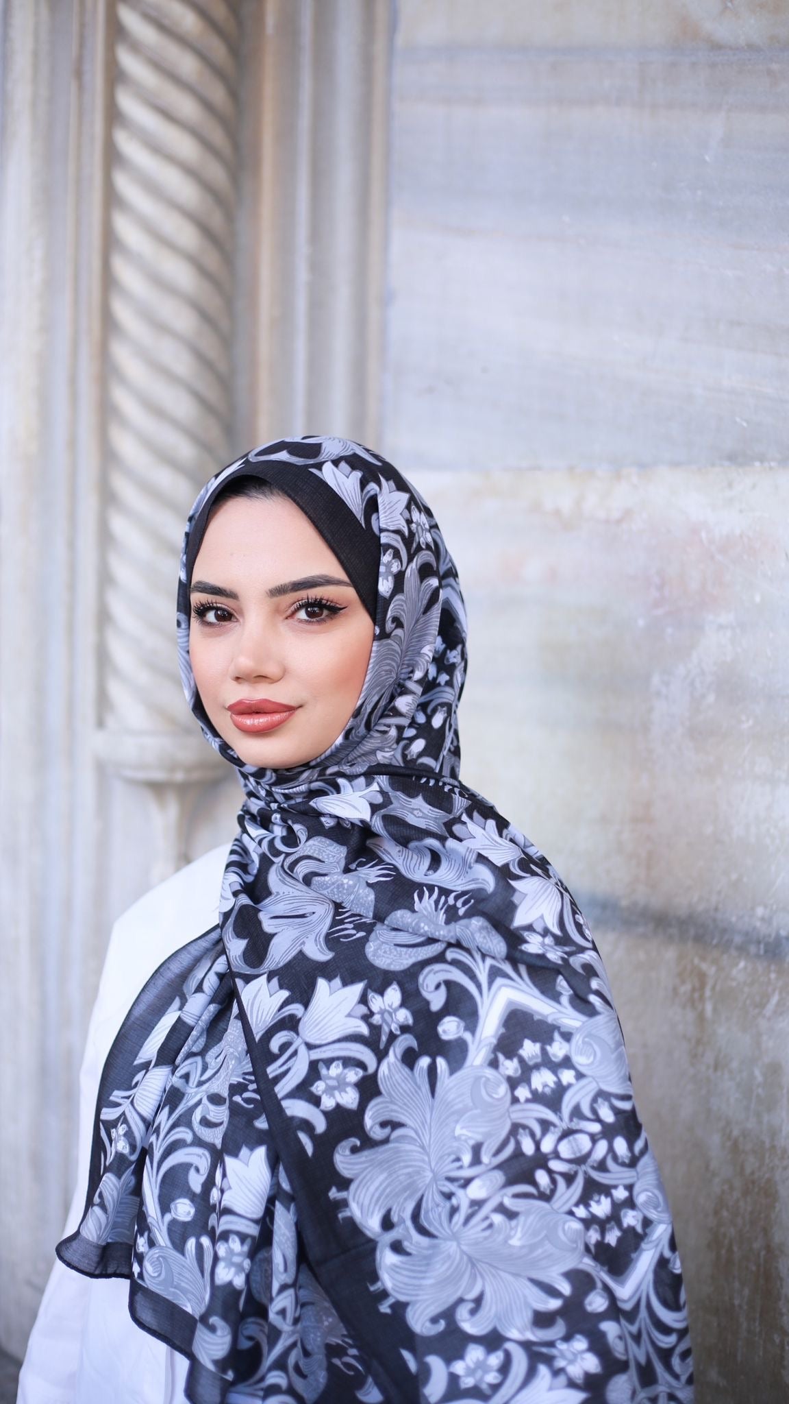 𝐋𝐚𝐥𝐞 - 𝘯𝘦𝘸